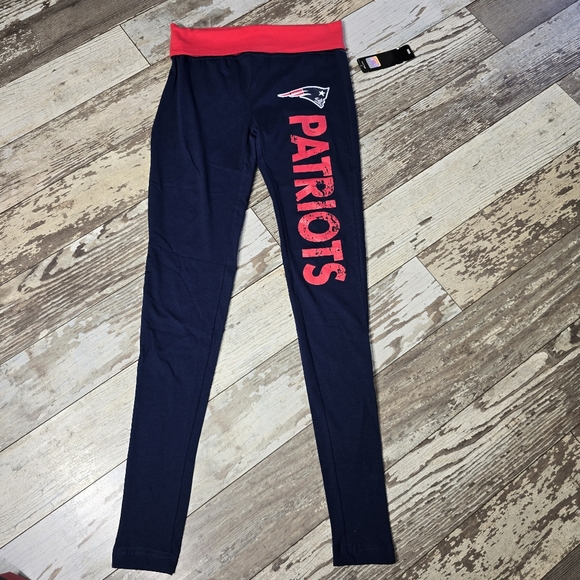 NWT Women's NFL New England Patriots Fold Over Leggings Size Medium - Picture 1 of 6